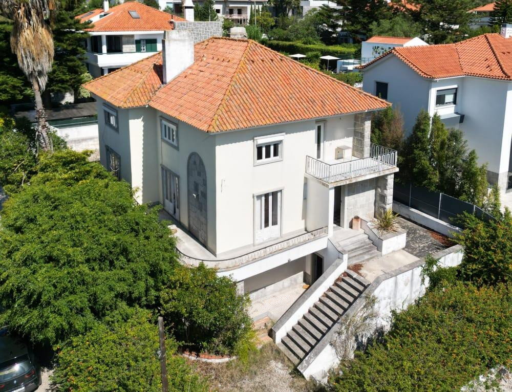 Moradia Isolada no Restelo para Remodelação